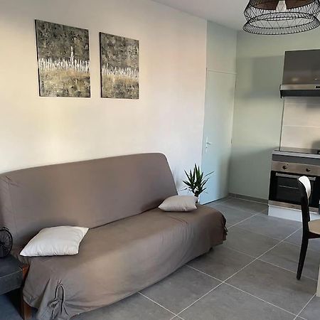 Apartamento Sur La Route Des Vignerons Courthézon Exterior foto